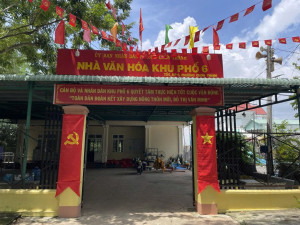 Các khu phố trên địa bàn phường Chơn Thành, tích cực tham gia tổng vệ sinh, chỉnh trang đô thị, chào mừng Đại hội Đại biểu Đảng bộ phường lần thứ I, nhiệm kỳ 2025-2030