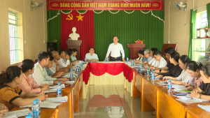 Bí thư Đảng ủy phường Chơn Thành Nguyễn Minh Bình, làm việc với Chi bộ các khu phố: (Minh Thành: 1, 2, 3, 4, 5)