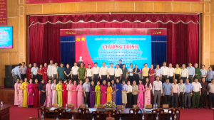 Phường Chơn Thành: Phát động Phong trào thi đua thực hiện thắng lợi  Nghị quyết Đại hội Đại biếu Đảng bộ phường và Đề án xây dựng phường Chơn Thành hạnh phúc nhiệm kỳ 2025-2030 và các năm tiếp theo