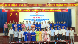 UBMTTQVN phường Chơn Thành, họp mặt kỷ niệm 95 năm ngày thành lập Mặt trận dân tộc thống nhất Việt Nam