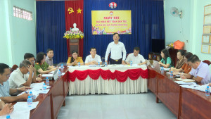 Bí thư Đảng ủy phường Chơn Thành Nguyễn Minh Bình, làm việc với Chi bộ các khu phố: (Hiếu Cảm, Đồng Tâm, Mỹ Hưng, Thành Tâm 1)