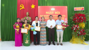 Khu phố 1, phường Chơn Thành tổ chức “Ngày hội đại đoàn kết toàn dân tộc” năm 2025