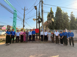 PHƯỜNG CHƠN THÀNH: ĐOÀN THANH NIÊN PHƯỜNG PHỐI HỢP ĐỘI QUẢN LÝ ĐIỆN LỰC CHƠN THÀNH BÀN GIAO CÔNG TRÌNH “THẮP SÁNG NGÕ HẺM - TUYẾN ĐƯỜNG SẠCH - XANH  - SÁNG - ĐẸP – AN TOÀN” NĂM 2026