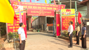 CHƠN THÀNH: KIỂM TRA CÔNG TÁC CHUẨN BỊ BẦU CỬ TẠI CÁC KHU PHỐ TRÊN ĐỊA BÀN PHƯỜNG