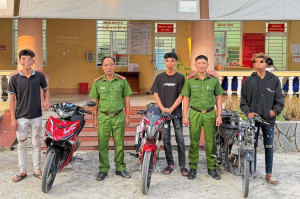 CÔNG AN PHƯỜNG CHƠN THÀNH QUYẾT LIỆT XỬ LÝ NHÓM "QUÁI XẾ" BỐC ĐẦU XE, GÂY MẤT AN TOÀN GIAO THÔNG