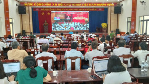 CHƠN THÀNH: THAM GIA HỘI NGHỊ SƠ KẾT 1 NĂM VẬN HÀNH MÔ HÌNH TỔ CHỨC TỔNG THỂ CỦA HỆ THỐNG CHÍNH TRỊ, MÔ HÌNH CHÍNH QUYỀN ĐỊA PHƯƠNG 2 CẤP TRÊN ĐỊA BÀN THÀNH PHỐ (BẰNG HÌNH THỨC TRỰC TUYẾN)