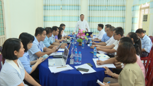 THƯỜNG TRỰC ĐẢNG ỦY PHƯỜNG CHƠN THÀNH LÀM VIỆC VỚI TRUNG TÂM DỊCH VỤ TỔNG HỢP PHƯỜNG