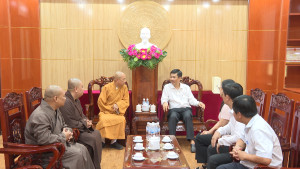 ĐẢNG ỦY PHƯỜNG CHƠN THÀNH TIẾP ĐOÀN BAN TRỊ SỰ GIÁO HỘI PHẬT GIÁO VIỆT NAM THÀNH PHỐ ĐỒNG NAI ĐẾN THĂM