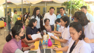 CHƠN THÀNH: KIỂM TRA CÔNG TÁC KHÁM SỨC KHỎE ĐỊNH KỲ MIỄN PHÍ (ĐỢT 3) CHO NGƯỜI DÂN