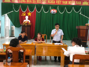 BAN THƯỜNG VỤ HỘI NÔNG DÂN PHƯỜNG CHƠN THÀNH DỰ SINH HOẠT, LÀM VIỆC VỚI CHI HỘI NÔNG DÂN KHU PHỐ MINH THÀNH SAU SẮP XẾP KHU PHỐ
