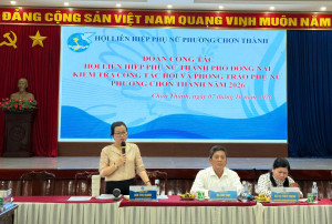 Đoàn Công tác làm việc với phường Chơn Thành về công tác hội và phong trào phụ nữ