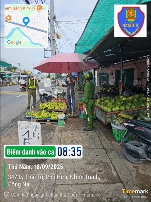 Công an xã Đại Phước tăng cường tuần tra, giữ gìn trật tự.