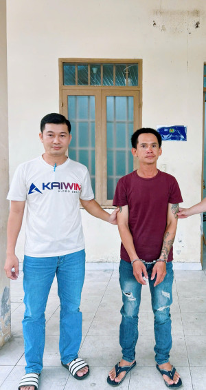 Công an xã Đại Phước bắt giữ đối tượng truy nã và bàn giao cho Cơ quan CSĐT Công an Thành phố Hồ Chí Minh xử lý
