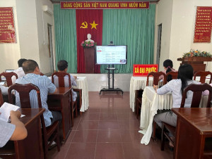Đảng ủy xã Đại Phước tổ chức tập huấn ứng dụng “sổ tay đảng viên điện tử”