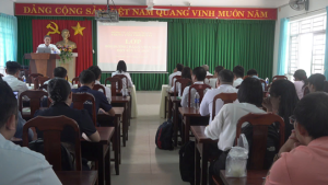 Khai giảng lớp bồi dưỡng lý luận chính trị dành cho đảng viên mới năm 2025