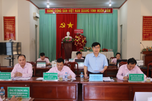 Ngân hàng Chính sách Xã hội Trung ương khảo sát thực tế kết quả triển khai củng cố, nâng cao chất lượng hoạt động, chất lượng tín dụng và đôn đốc thu nợ tại cơ sở