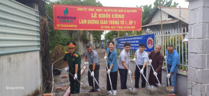 Ra quân làm công tác dân vận