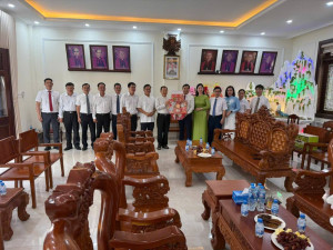 Lãnh đạo xã Đại Phước thăm, chúc mừng Giáng sinh các giáo xứ, điểm nhóm Tin lành.