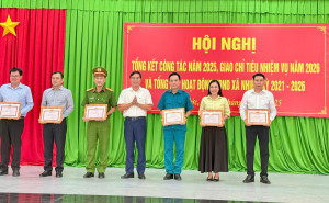 Đảng ủy Công an xã Đại Phước được khen thưởng tại Hội nghị...