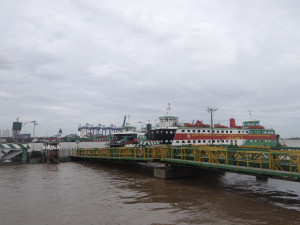 Người dân xã Đại Phước phấn khởi trước thông tin sắp khởi công xây dựng cầu Cát Lái