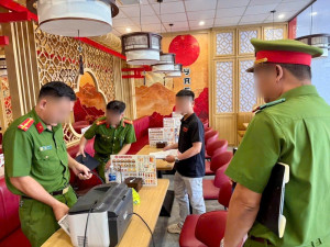 Công an xã Đại Phước tăng cường tuyên truyền, kiểm tra, hướng dẫn công tác bảo đảm an toàn thực phẩm trong dịp Tết Nguyên đán Bính Ngọ 2026