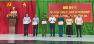 Bảo đảm dân chủ, khách quan, đúng thực chất trong công tác đánh giá,  xếp loại tập thể và cá nhân trong hệ thống chính trị của xã năm 2025