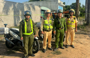 Công an xã Đại Phước phối hợp tăng cường tuần tra, kiểm soát, xử lý nghiêm vi phạm trật tự an toàn giao thông