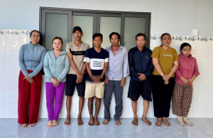 Công an xã Đại Phước triệt phá tụ điểm đánh bạc ven sông, tạm giữ hình sự 8 đối tượngCông an xã Đại Phước triệt phá tụ điểm đánh bạc ven sông, tạm giữ hình sự 8 đối tượng