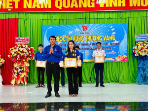 Sôi nổi hội thi “Rung chuông vàng” tìm hiểu lịch sử Đảng và truyền thống Đoàn