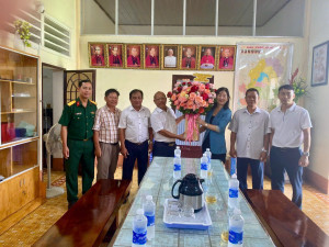 Công an xã Đại Phước tham gia đoàn công tác thăm, chúc mừng các Giáo xứ và các điểm nhóm Tin lành nhân dịp Lễ Phục sinh năm 2026