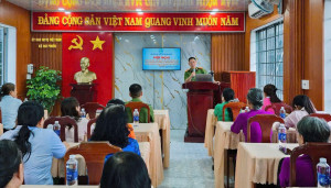 Công an xã Đại Phước phối hợp Hội Liên hiệp Phụ nữ xã tổ chức tuyên truyền phòng, chống tội phạm xâm hại trẻ em