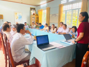 Đoàn giám sát của ban Kinh tế - Ngân sách HĐND xã  giám sát công tác thu, chi tại các Trường học  năm học 2025 – 2026