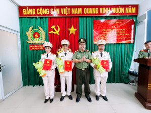 Công an xã Đại Phước tổ chức Lễ công bố Quyết định thăng cấp bậc hàm, nâng lương CAND năm 2026