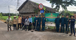 Hội Nông dân xã Đại Phước ra quân thực hiện công trình hưởng ứng đợt thi đua “500 hình ảnh đẹp – 500 việc làm tốt”