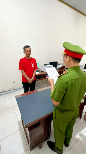 Công an xã Đại Phước: Khởi tố, bắt tạm giam 02 bị can về tội sử dụng trái phép chất ma túy