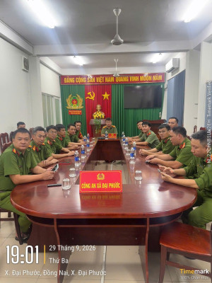 Công an xã Đại Phước tham gia sinh hoạt chính trị, tư tưởng quý III năm 2026 bằng hình thức xem phim điện ảnh trực tuyến “Tử chiến trên không”
