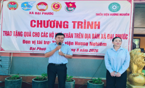 Ủy ban Mặt trận tổ quốc Việt Nam xã phối hợp với Thiền Viện Hương Nghiêm trao tặng 500 phần quà, lan tỏa tinh thần “Tương thân tương ái”