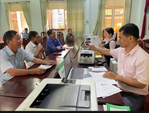 Tổ giao dịch thực hiện giao dịch định kỳ hàng tháng tại điểm giao dịch