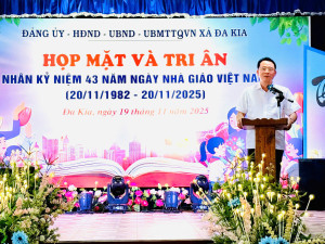 Tỉnh uỷ viên, Bí thư Đảng uỷ, Chủ tịch HĐND xã phát biểu chúc mừng