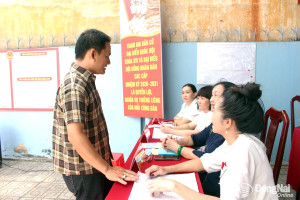 Rộn ràng không khí hướng về ngày bầu cử