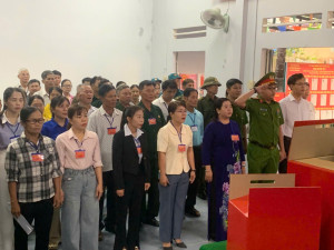 NÔ NỨC KHÔNG KHÍ BẦU CỬ CỦA CỬ TRI XÃ ĐAK LUA