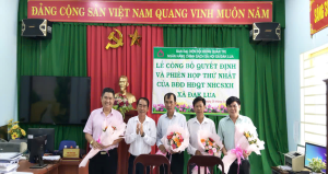 UBND xã Đak Lua tổ chức hội nghị công bố Quyết định thành lập Ban đại diện Hội đồng quản trị Ngân hàng Chính sách xã hội (NHCSXH) xã, đồng thời tổng kết hoạt động quý I và triển khai nhiệm vụ quý II/2026.