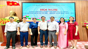 XÃ ĐAK LUA TỔ CHỨC HỘI NGHỊ KHEN THƯỞNG TẬP THỂ, CÁ NHÂN CÓ THÀNH TÍCH XUẤT SẮC TRONG NĂM HỌC 2025–2026.
