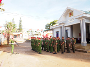 Đẩy mạnh cải cách hành chính trong lực lượng Công an xã Đắk Ơ