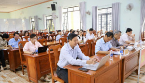 Tổ chức tập huấn công tác cải cách hành chính tại xã Đắk Ơ