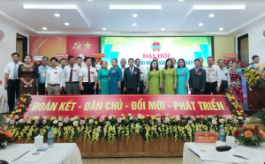 137 Ban Chấp hành Hội Nông dân xã Dầu Giây khóa mới ra mắt và nhận nhiệm vụ