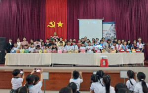 94 Có 21 con heo đất được khui với tổng số tiền gần 22,8 triệu đồng