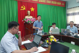 Phó Giám đốc Sở Văn hóa Thể thao và Du lịch Nguyễn Khắc Vĩnh phát biểu trao đổi tại buổi làm việc