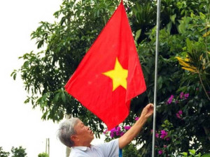 Treo cờ