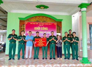PHƯỜNG DẦU GIÂY: KHỞI CÔNG SỬA CHỮA NHÀ ĐỒNG ĐỘI, LAN TỎA NGHĨA TÌNH QUÂN - DÂN